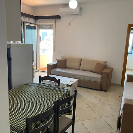 公寓 Gerald's Central Vlorë