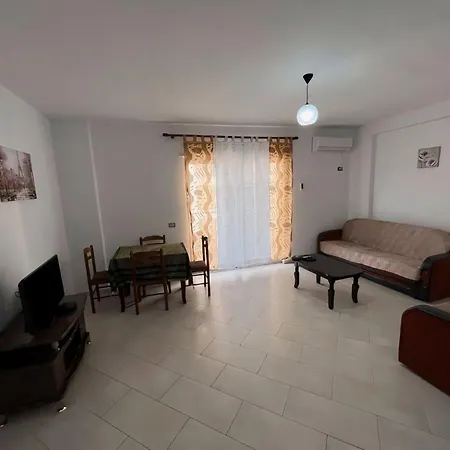 Gerald's Central * Vlorë