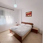 Gerald's Central * Vlora