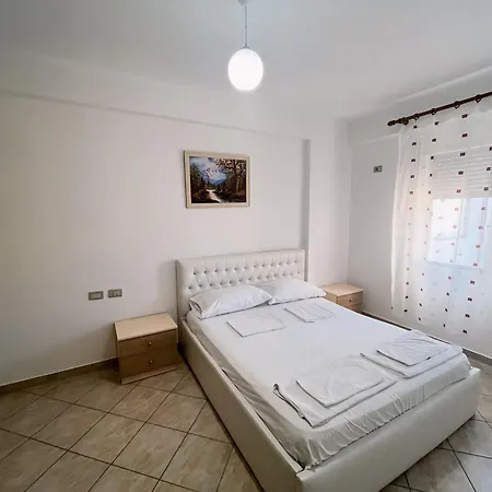 Apartment Gerald's Central